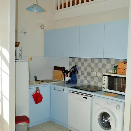 Appartement Bel T3 ,100 M De L’océan , Centre *